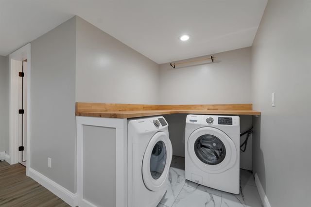 17 Winchester Street, Portsmouth, NH 03801