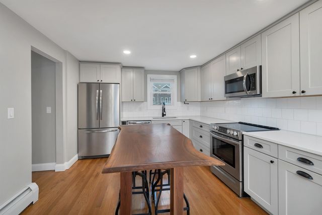 17 Winchester Street, Portsmouth, NH 03801