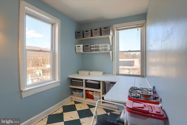 1985 OLD MILL RD, Marysville, PA 17053