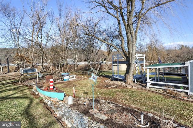 1985 OLD MILL RD, Marysville, PA 17053