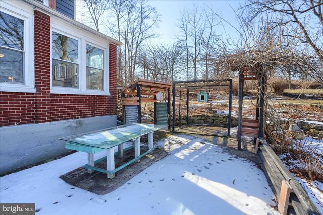 1985 OLD MILL RD, Marysville, PA 17053