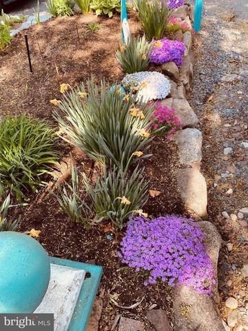 1985 OLD MILL RD, Marysville, PA 17053