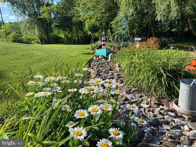 1985 OLD MILL RD, Marysville, PA 17053