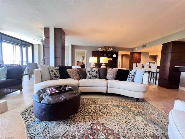 5601 TURTLE BAY DR W # 602, Naples, FL 34108