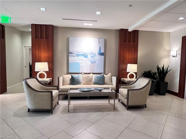 5601 TURTLE BAY DR W # 602, Naples, FL 34108