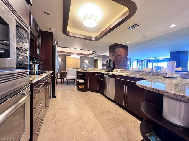 5601 TURTLE BAY DR W # 602, Naples, FL 34108