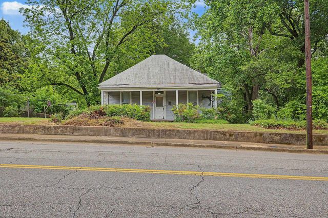 790 COLONIAL RD, Memphis, TN 38117