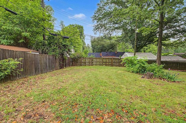 790 COLONIAL RD, Memphis, TN 38117