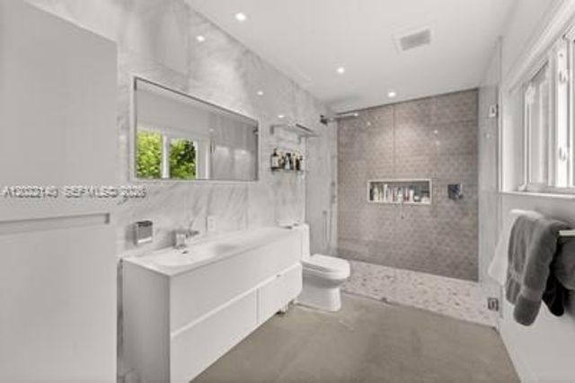 721 Bird Rd, Coral Gables, FL 33146