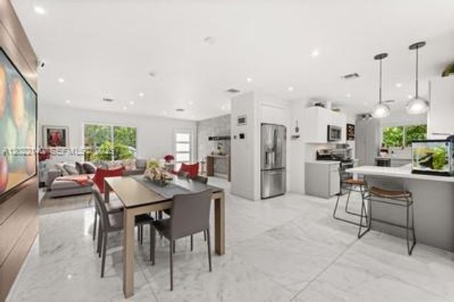 721 Bird Rd, Coral Gables, FL 33146