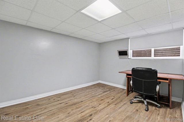 7329 Creek View Circle, West Bloomfield Charter Township, MI 48322