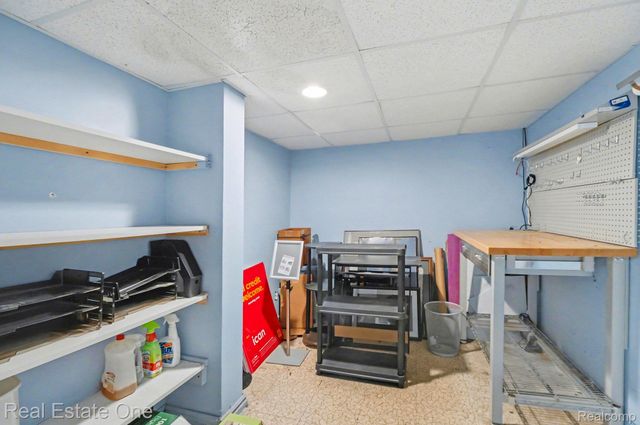 7329 Creek View Circle, West Bloomfield Charter Township, MI 48322