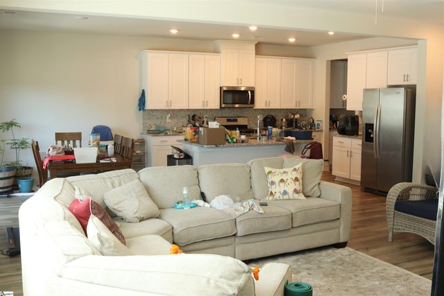 232 Roderick Lane, Greenville, SC 29605