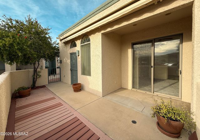 2376 W Vía Di Silvio, Tucson, AZ 85741