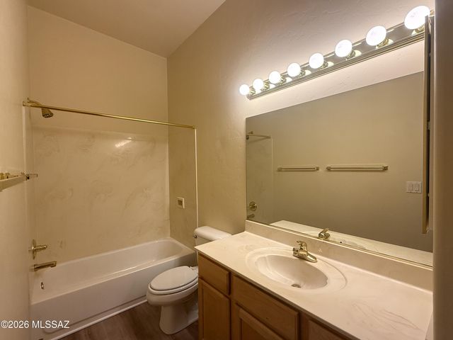 2376 W Vía Di Silvio, Tucson, AZ 85741