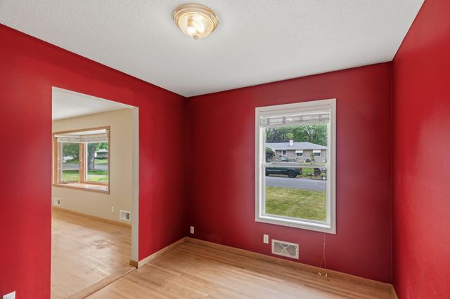 8508 Rich Avenue S, Bloomington, MN 55437