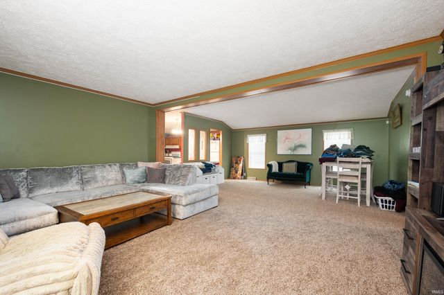 4369 E SR 26, Hartford City, IN 47348