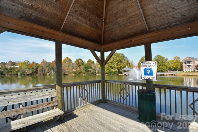 8643 Beaver Creek Drive, Charlotte, NC 28269