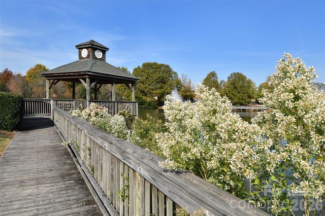 8643 Beaver Creek Drive, Charlotte, NC 28269
