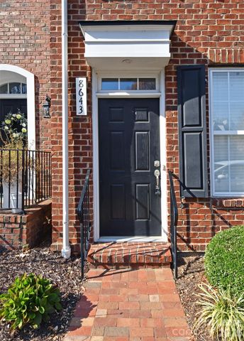 8643 Beaver Creek Drive, Charlotte, NC 28269