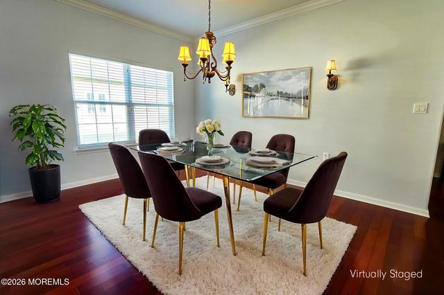 42 Kensington Road, Manchester, NJ 08759