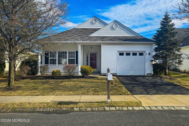 42 Kensington Road, Manchester, NJ 08759
