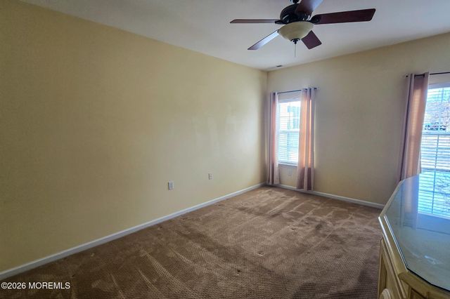 42 Kensington Road, Manchester, NJ 08759