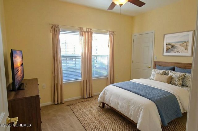 42 Kensington Road, Manchester, NJ 08759