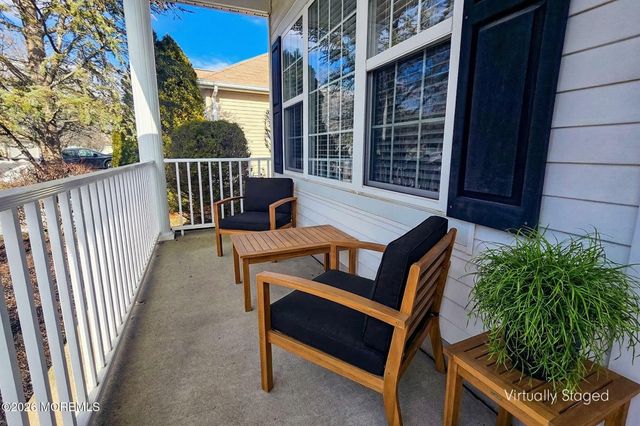 42 Kensington Road, Manchester, NJ 08759