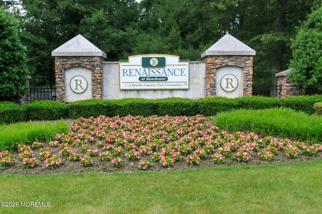 42 Kensington Road, Manchester, NJ 08759