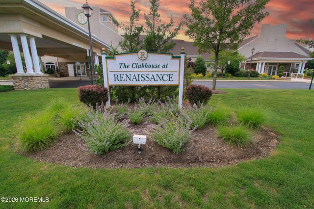 42 Kensington Road, Manchester, NJ 08759