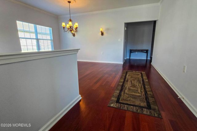 42 Kensington Road, Manchester, NJ 08759