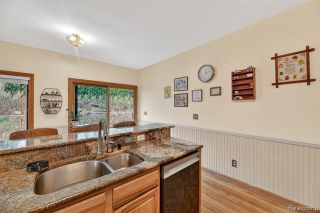 3845 Lake Lapeer Drive, Metamora, MI 48455