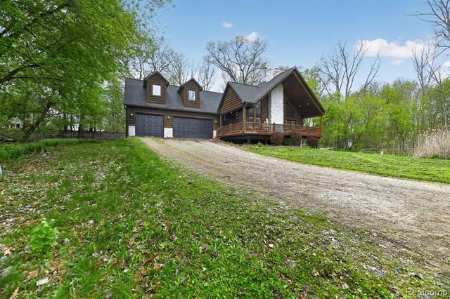 3845 Lake Lapeer Drive, Metamora, MI 48455