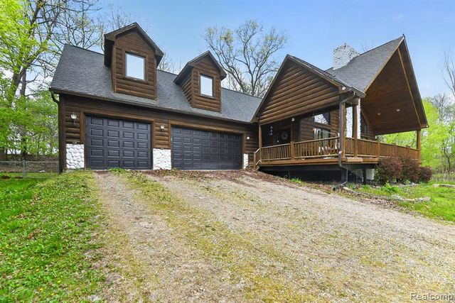 3845 Lake Lapeer Drive, Metamora, MI 48455