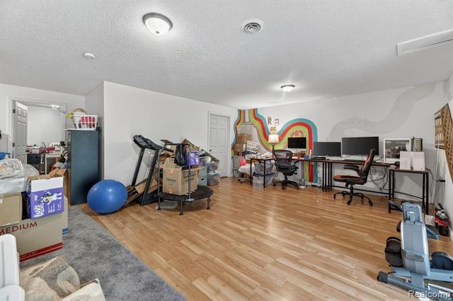 3845 Lake Lapeer Drive, Metamora, MI 48455