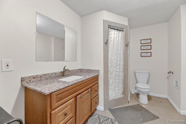 3845 Lake Lapeer Drive, Metamora, MI 48455