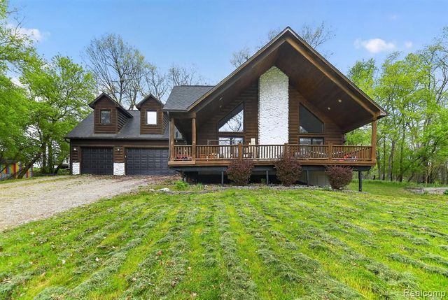 3845 Lake Lapeer Drive, Metamora, MI 48455