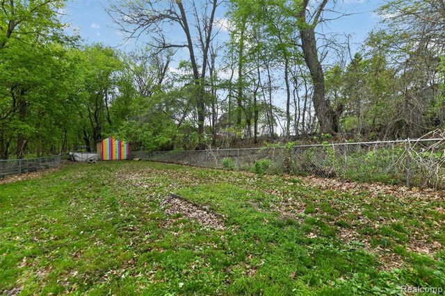3845 Lake Lapeer Drive, Metamora, MI 48455