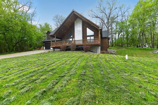 3845 Lake Lapeer Drive, Metamora, MI 48455