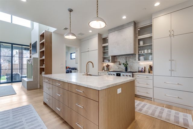 5441 Sewanee Avenue, Highland Park, TX 75205