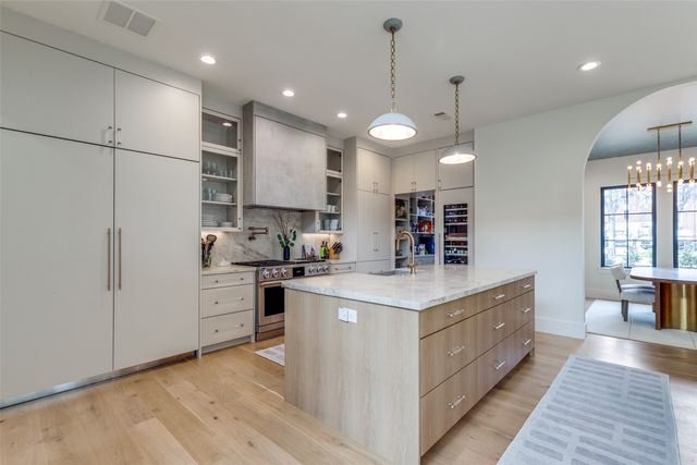 5441 Sewanee Avenue, Highland Park, TX 75205
