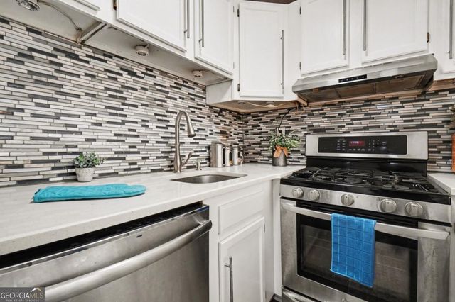 870 Glendale Terrace NE 11, Atlanta, GA 30308