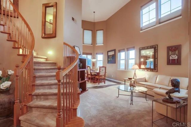 7046 Via Ostiones, Carlsbad, CA 92009