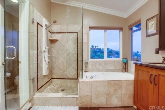 7046 Via Ostiones, Carlsbad, CA 92009