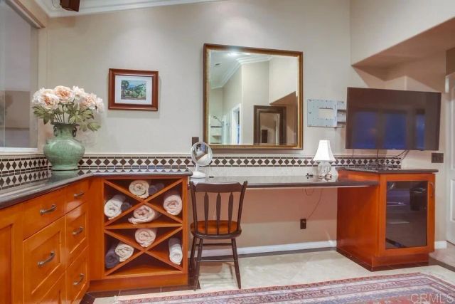 7046 Via Ostiones, Carlsbad, CA 92009