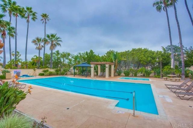 7046 Via Ostiones, Carlsbad, CA 92009