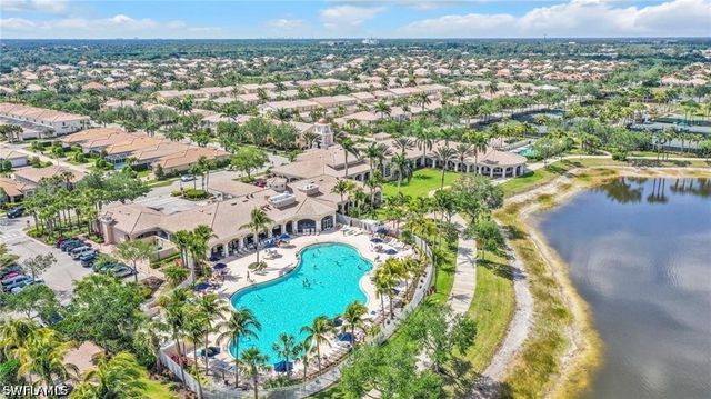 8108 Josefa WAY, Naples, FL 34114