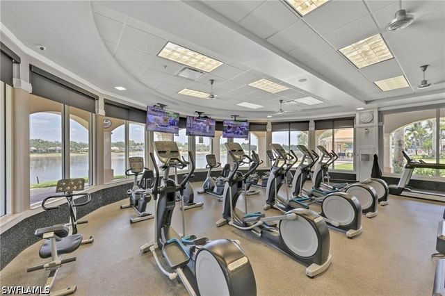 8108 Josefa WAY, Naples, FL 34114