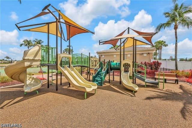 8108 Josefa WAY, Naples, FL 34114